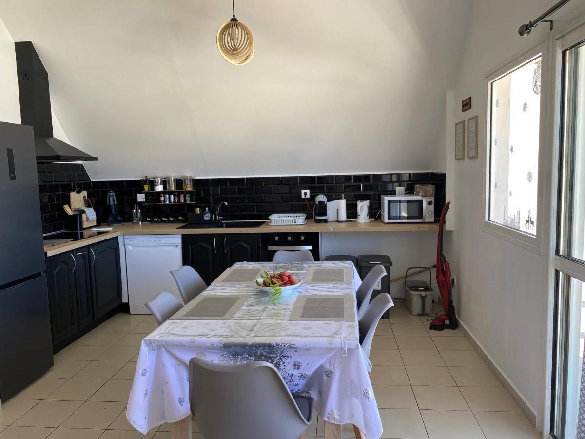 Au Coeur Du Sud Apartment Сен-Жозеф Екстериор снимка